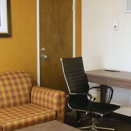 Best Western Galleria Inn & Suites Cheektowaga Buitenkant foto
