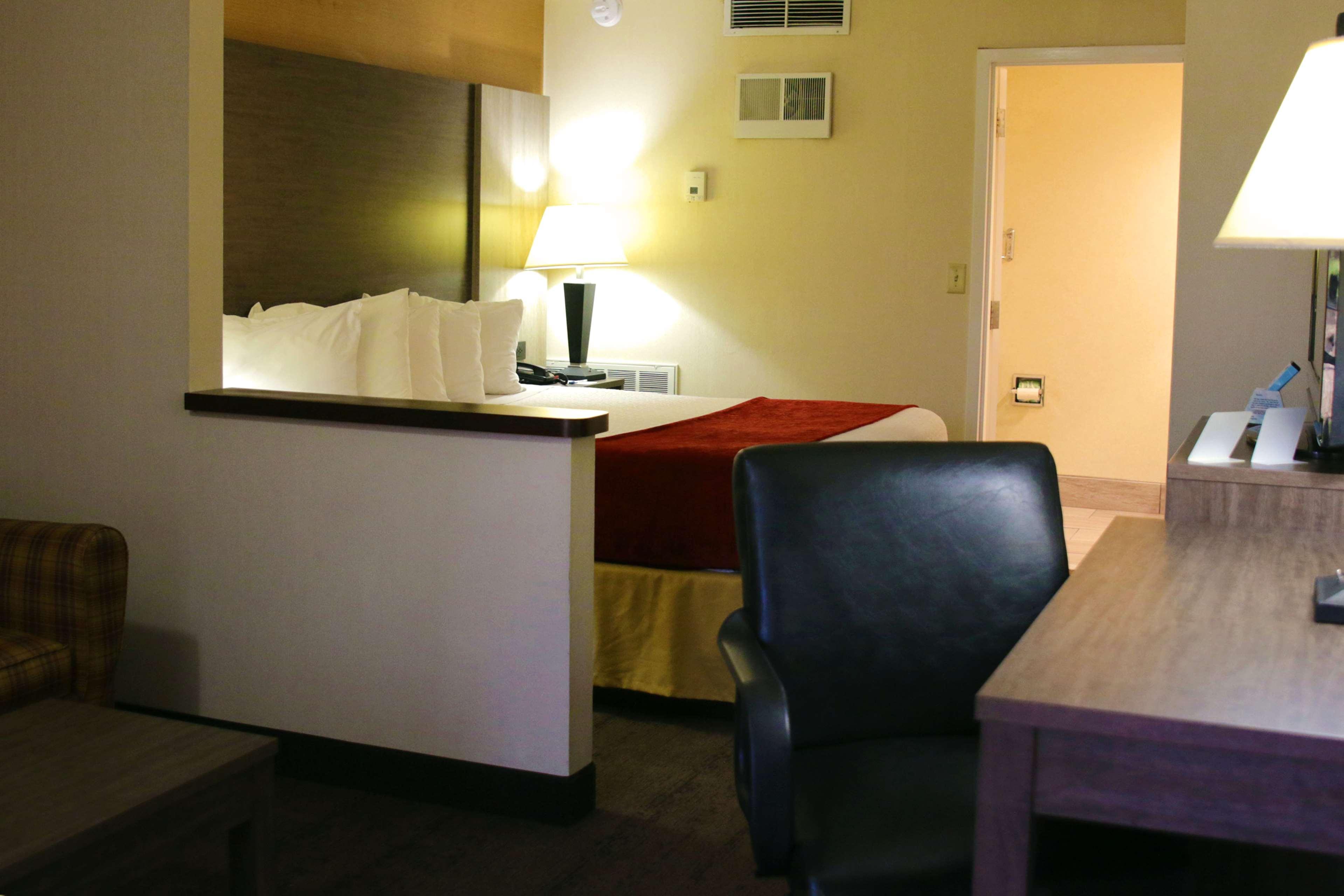 Best Western Galleria Inn & Suites Cheektowaga Buitenkant foto