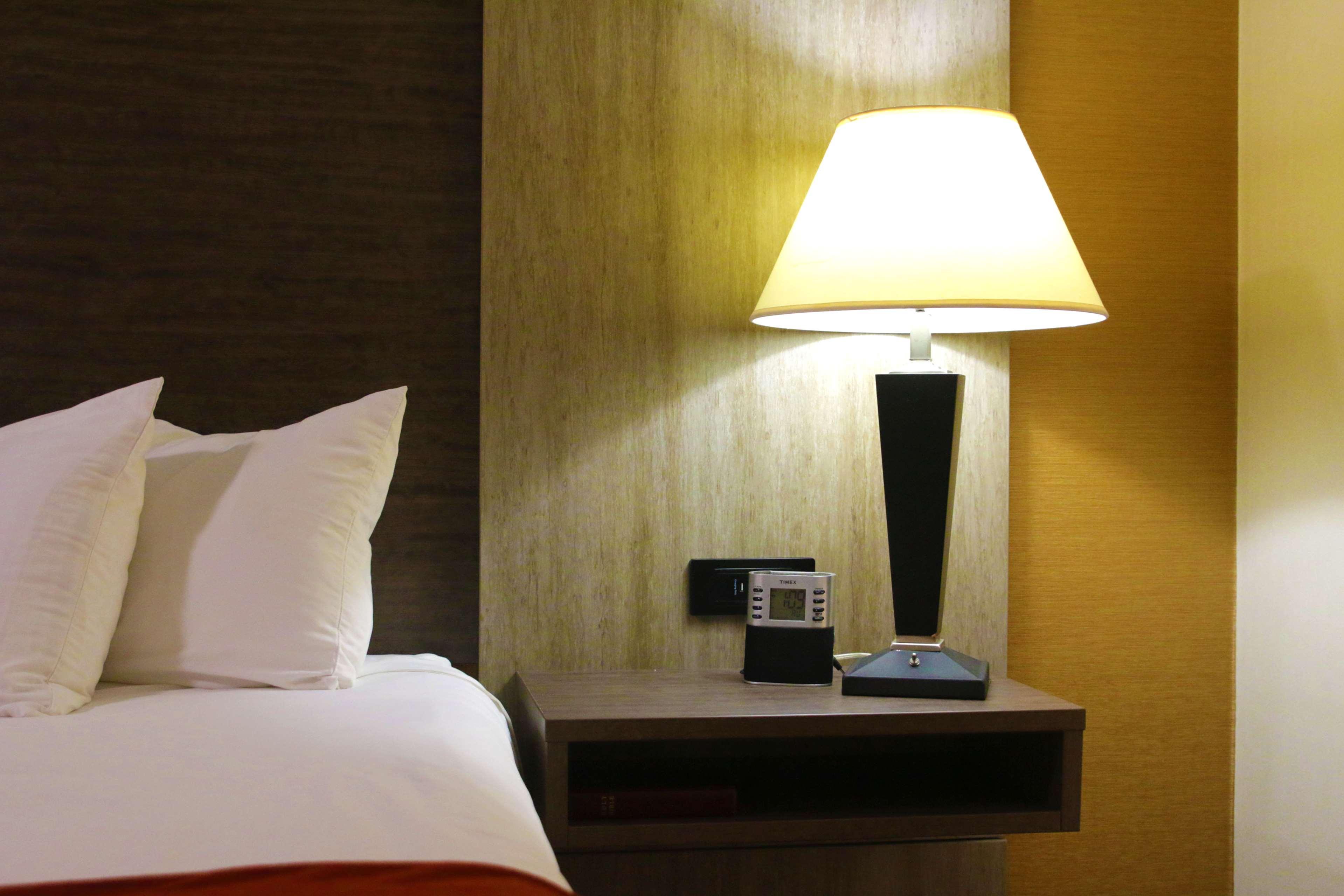Best Western Galleria Inn & Suites Cheektowaga Buitenkant foto